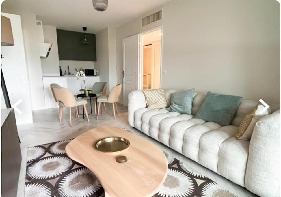 Beautiful Apartment Design Next To The Sea Antibes Exterior foto
